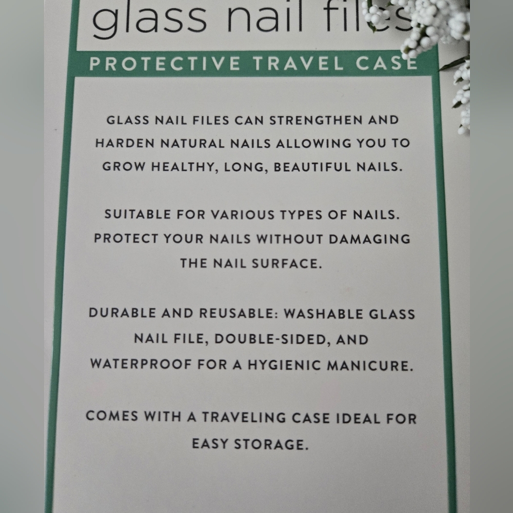 Brookstone- Glass Nail Files w/ Protective Case - Picture 3 of 5